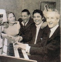 Avec Maritie et Gilbert Carpantier et Sacha Distel dans les années 60.
